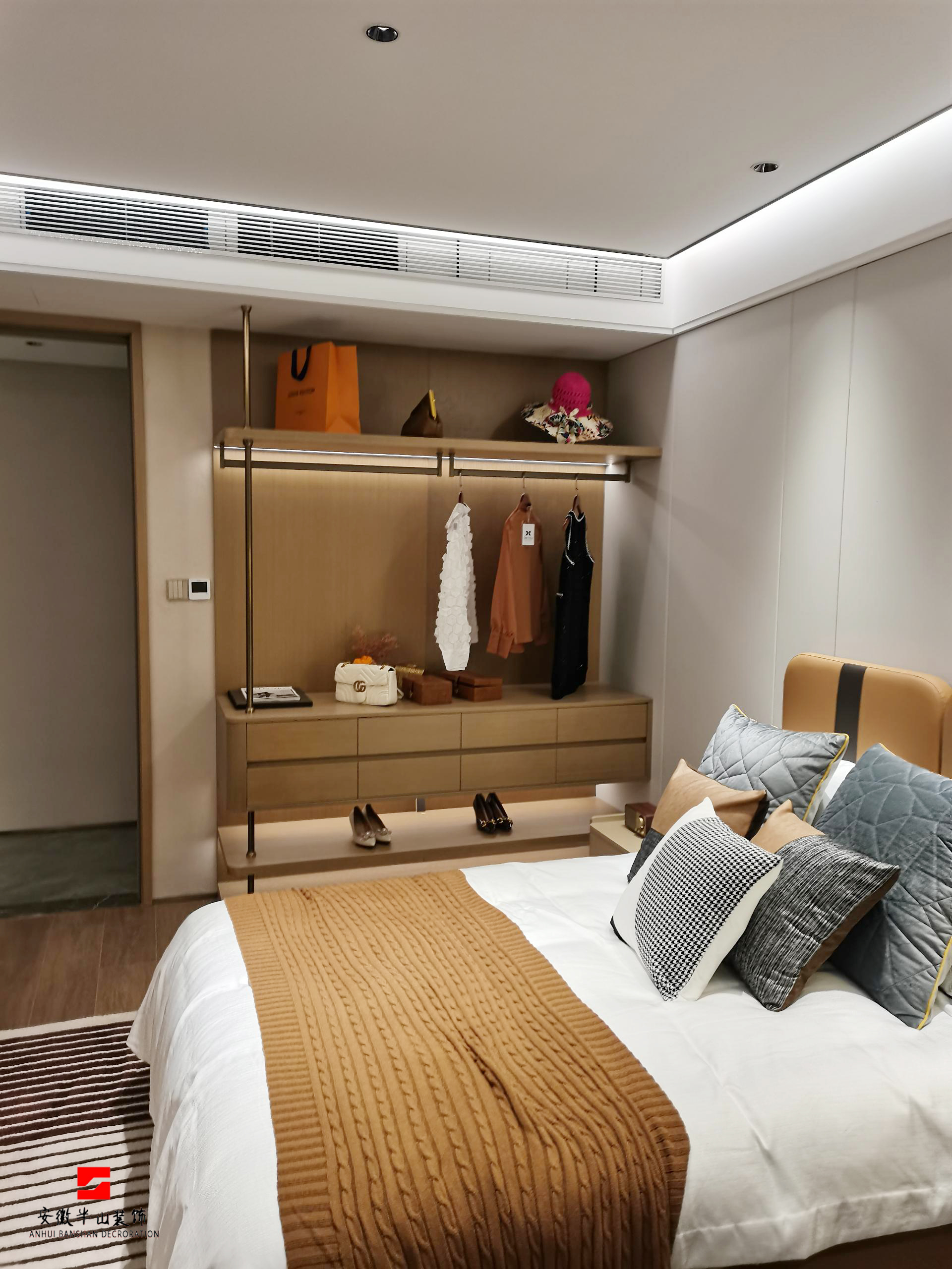 淮北.华松.蘭墅香汐B户型轻奢风样板间装饰工程(图12)