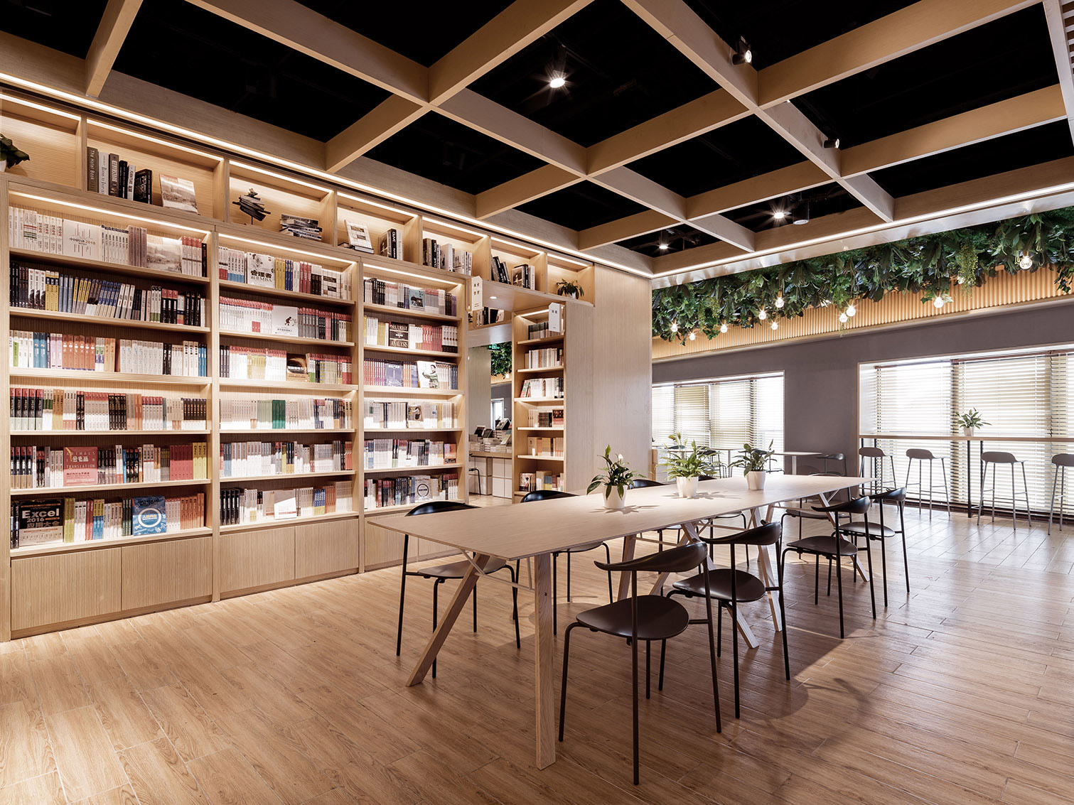 800平方精品书店装修设计项目(图1)